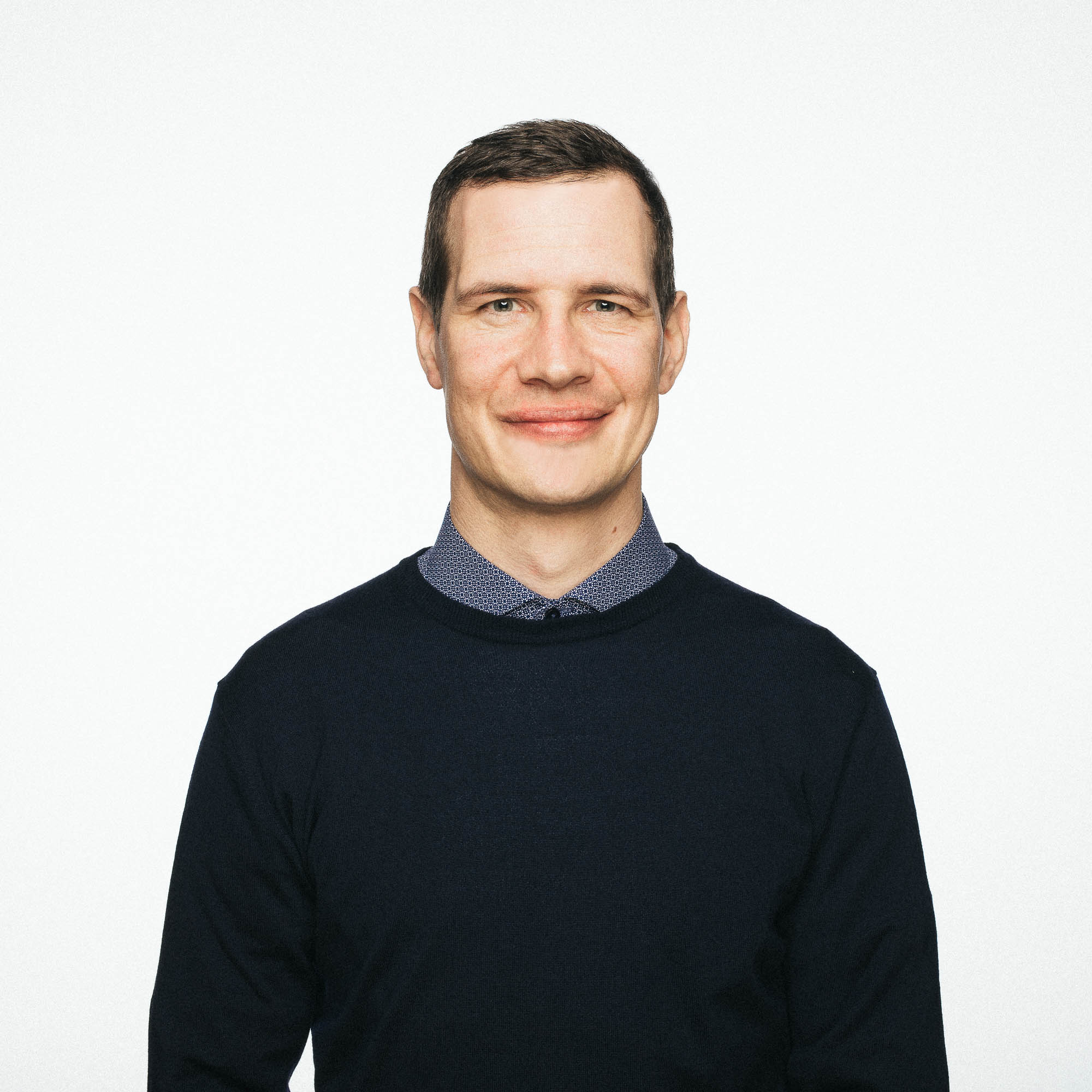 Export x3 Headshoots Adrian05623 Bearbeitet 2 Capture